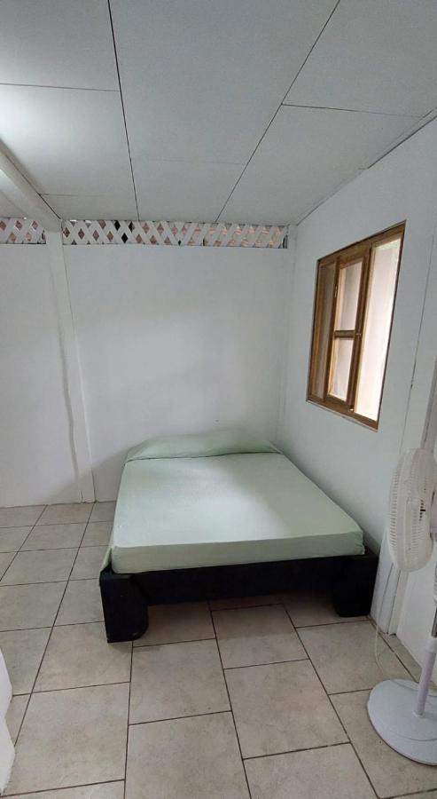 Mar Caribe Pv Hotel Puerto Viejo de Talamanca ภายนอก รูปภาพ