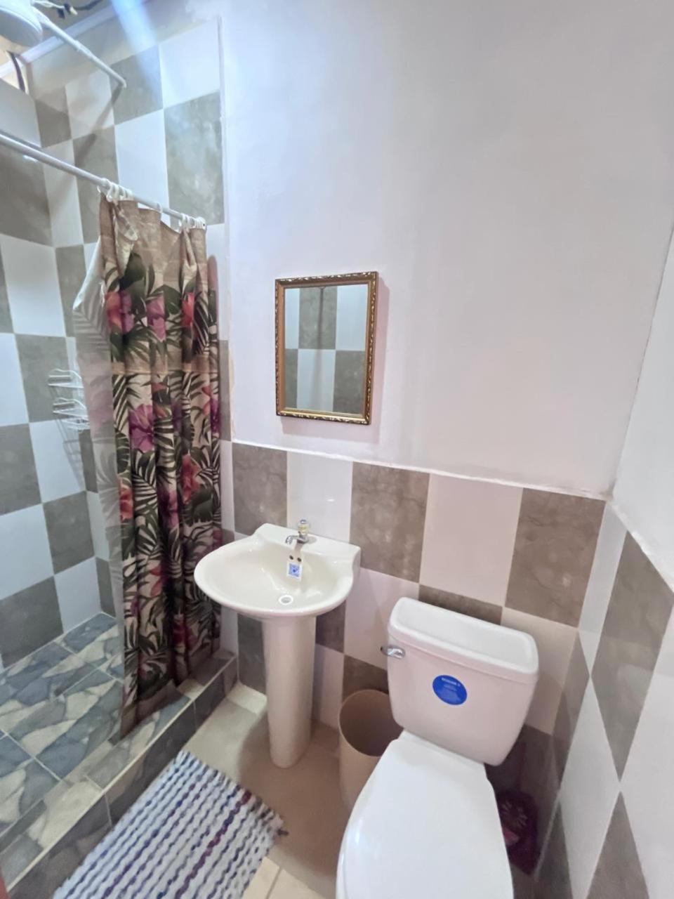 Mar Caribe Pv Hotel Puerto Viejo de Talamanca ภายนอก รูปภาพ