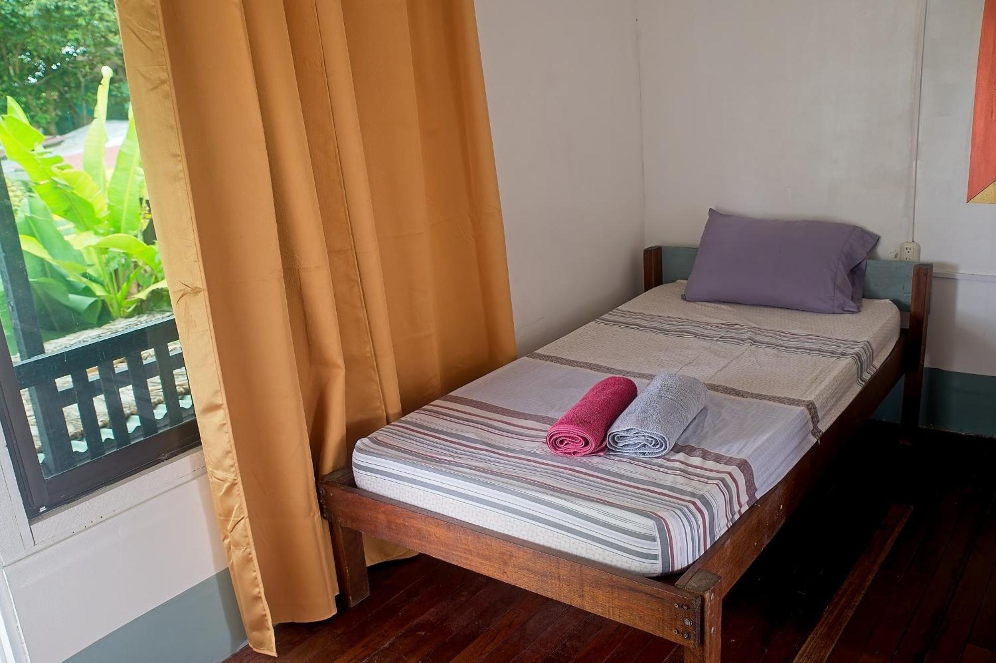 Mar Caribe Pv Hotel Puerto Viejo de Talamanca ภายนอก รูปภาพ