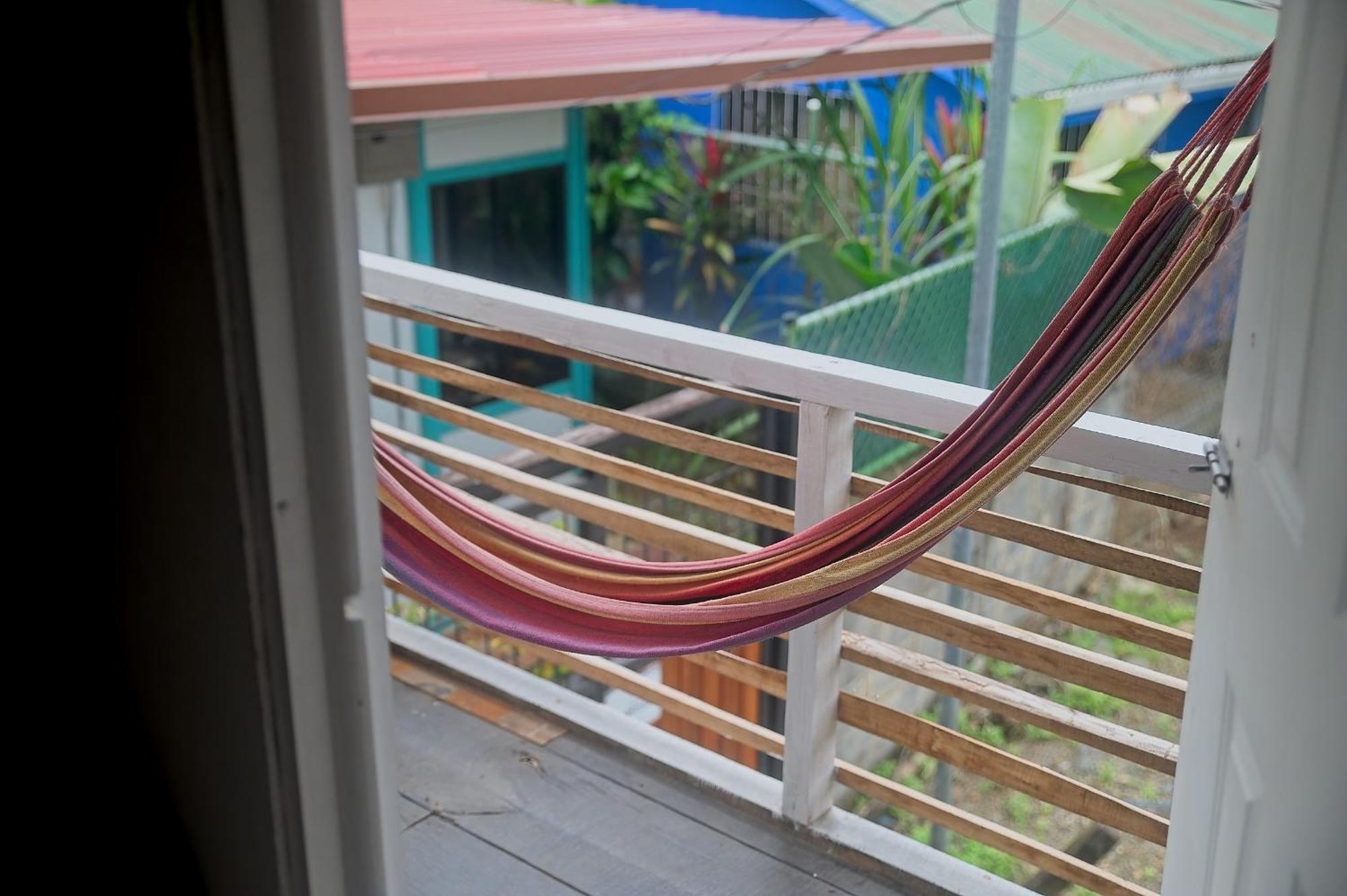 Mar Caribe Pv Hotel Puerto Viejo de Talamanca ภายนอก รูปภาพ