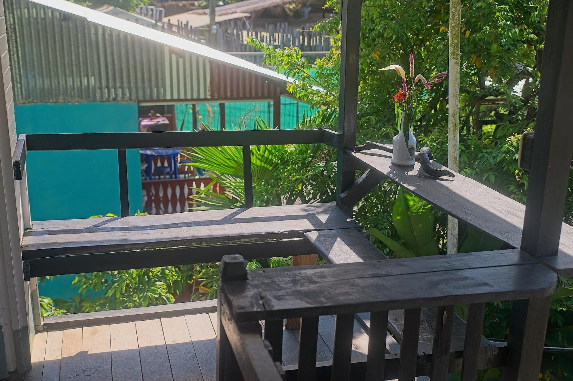 Mar Caribe Pv Hotel Puerto Viejo de Talamanca ภายนอก รูปภาพ